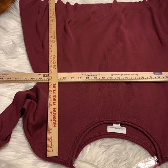 Jacqueline Smith medium oversized pull over sweater - Picture 8 of 11